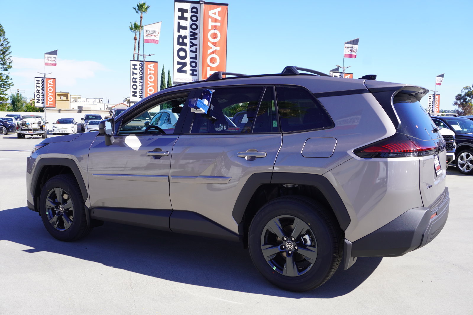 Used 2026 Toyota RAV4 LE FWD image 5