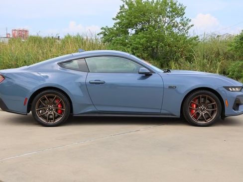 Used 2024 Ford Mustang GT Premium RWD image 8