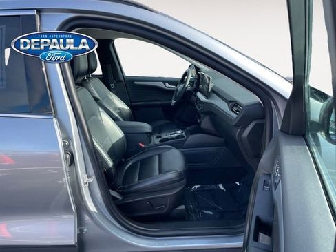 Certified 2023 Ford Escape Platinum AWD/4WD image 18