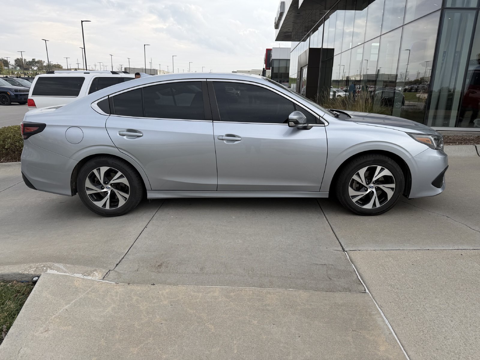 Used 2021 Subaru Legacy Premium AWD/4WD image 4