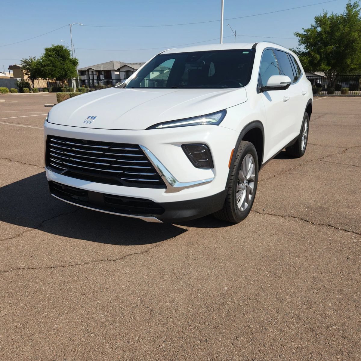 Used 2025 Buick Enclave Preferred FWD image 4