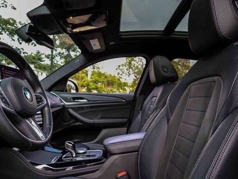 Used 2023 BMW X4 xDrive30i w/ M Sport Package image 9