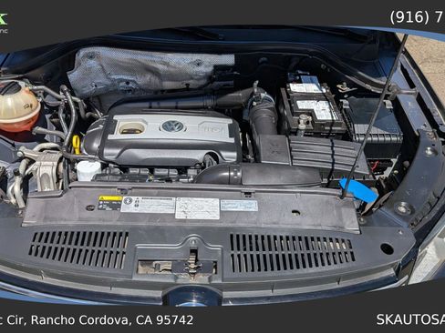 Used 2014 Volkswagen Tiguan S FWD image 32