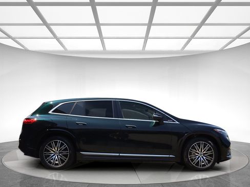 Used 2023 Mercedes-Benz EQS 450+ 4MATIC SUV w/ Pinnacle Trim Package image 5