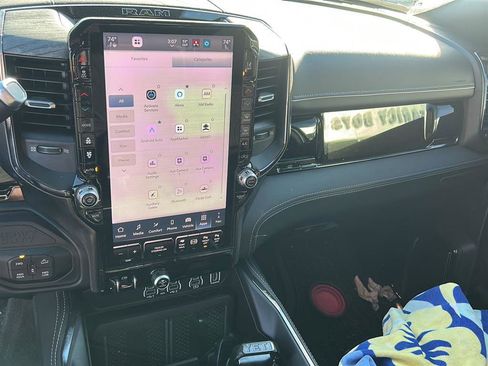 Used 2025 RAM 2500 Limited image 8