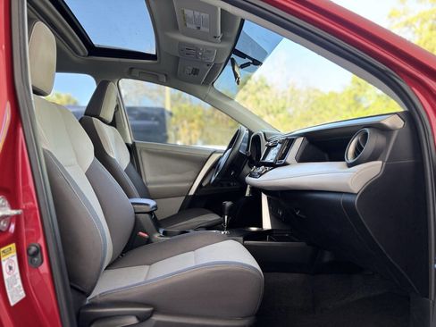 Used 2013 Toyota RAV4 XLE image 30