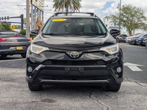Used 2017 Toyota RAV4 XLE AWD/4WD image 2