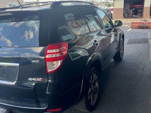 Used 2012 Toyota RAV4 Sport w/ Appearance Pkg image 4