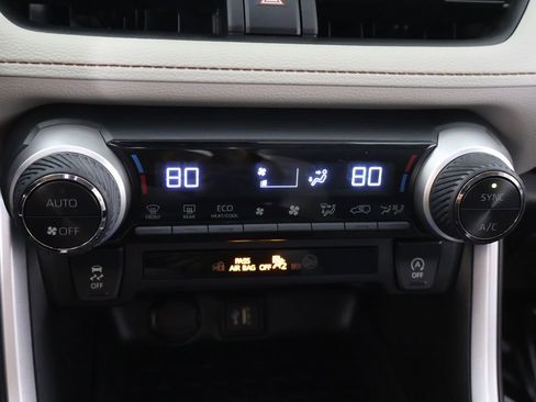 Used 2024 Toyota RAV4 XLE image 44