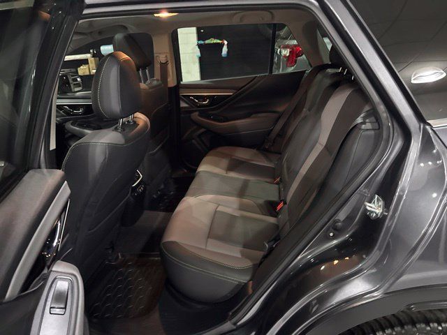 Used 2022 Subaru Outback Onyx Edition XT AWD/4WD image 31