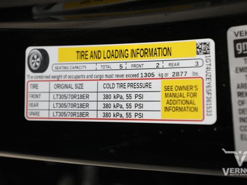 Used 2025 GMC Sierra 2500 AT4X AWD/4WD image 41