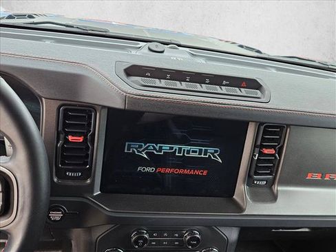 Used 2025 Ford Bronco Raptor AWD/4WD image 12