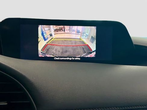 Used 2020 MAZDA MAZDA3 Sedan image 13