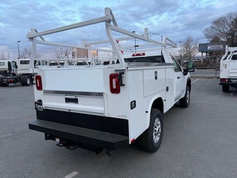 New 2026 GMC Sierra 2500 Pro w/ Convenience Package image 3