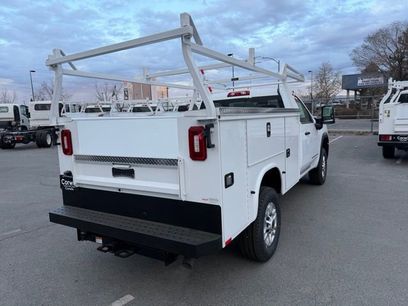 New 2026 GMC Sierra 2500 Pro w/ Convenience Package