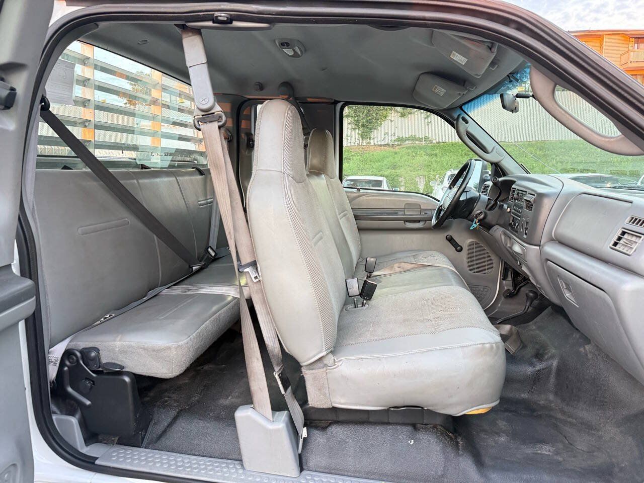 Used 2003 Ford F250 XL AWD/4WD image 8