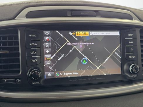 Used 2019 Kia Sorento SX FWD image 30