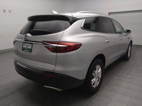 Used 2020 Buick Enclave Essence FWD image 9
