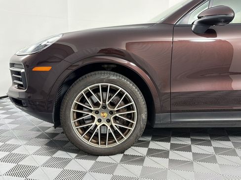 Certified 2022 Porsche Cayenne AWD/4WD image 7