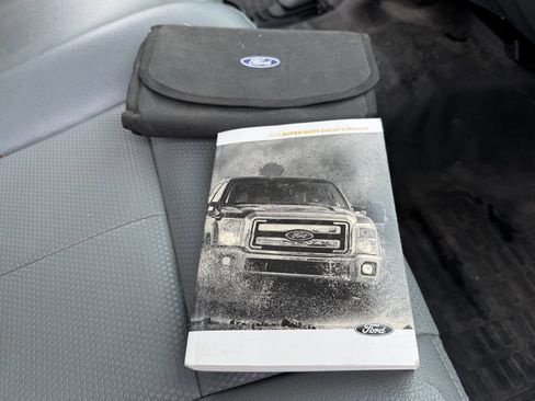 Used 2015 Ford F350 XL w/ Trailer Tow Package image 39