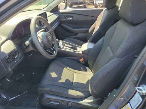 Certified 2023 Honda Accord EX image 15