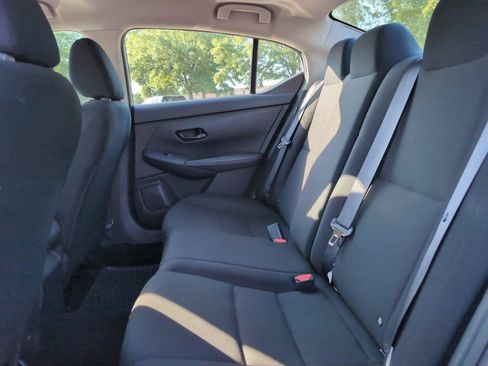 Used 2024 Nissan Sentra S FWD image 33