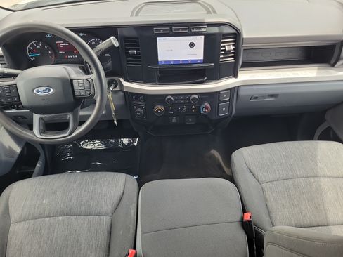 Used 2023 Ford F250 XL w/ STX Appearance Package AWD/4WD image 14