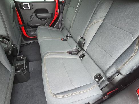 New 2025 Jeep Gladiator Sport image 14