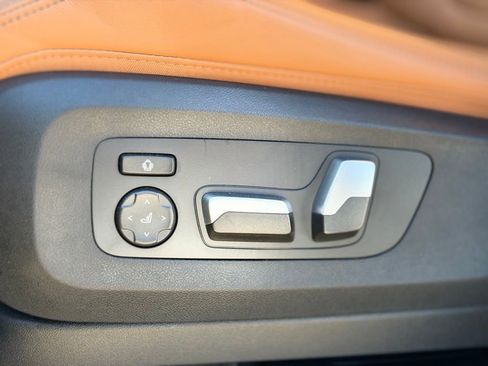 Certified 2025 BMW X5 xDrive40i w/ Parking Assistance Package image 17