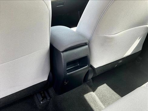 Used 2020 Toyota Corolla LE image 22