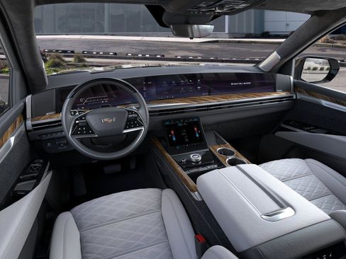 New 2026 Cadillac Escalade ESV Platinum Sport AWD/4WD image 16