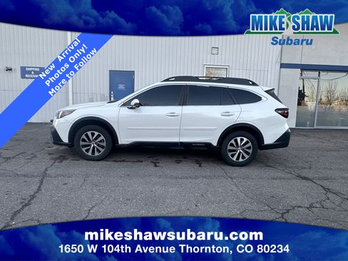 Used 2021 Subaru Outback Premium image 10