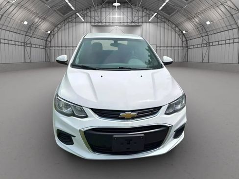 Used 2020 Chevrolet Sonic Premier image 2