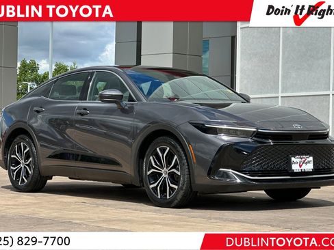 Used 2024 Toyota Crown Limited image 1