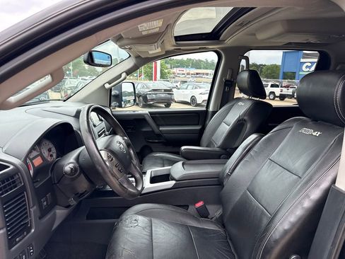 Used 2014 Nissan Titan PRO-4X w/ Pro-4x Luxury Package AWD/4WD image 21