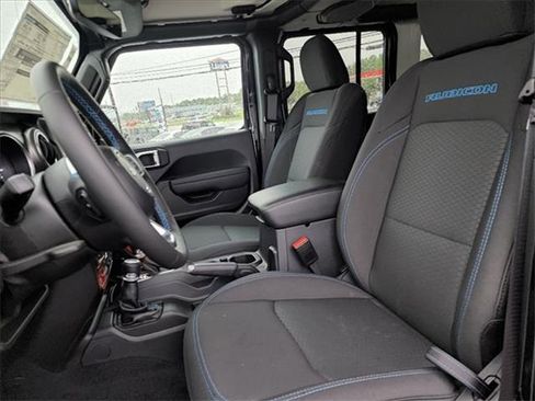 New 2022 Jeep Wrangler Unlimited Rubicon 4xe w/ Cold Weather Group image 15