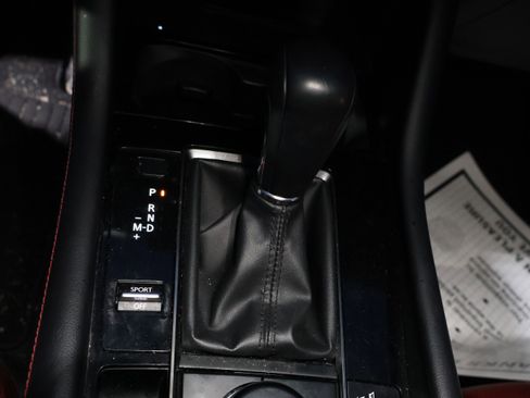 Used 2025 MAZDA MAZDA3 s image 28