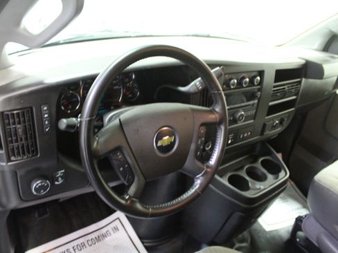 Used 2020 Chevrolet Express 2500 w/ Driver Convenience Package image 8