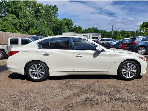 Used 2016 INFINITI Q50 3.0t Premium w/ Driver Assistance Package RWD image 7