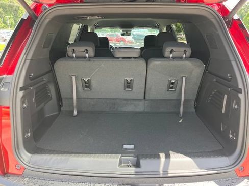 New 2026 Chevrolet Traverse LT w/ Driver Confidence Package FWD image 6