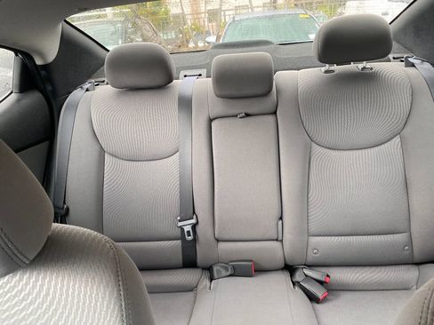 Used 2016 Hyundai Elantra SE FWD image 36