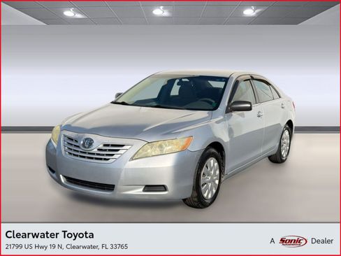 Used 2007 Toyota Camry LE image 1