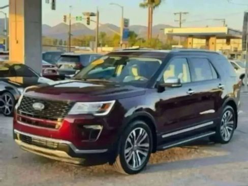 Used 2019 Ford Explorer Platinum AWD/4WD image 8