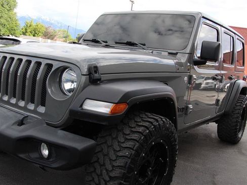 Used 2021 Jeep Wrangler Unlimited Sport AWD/4WD image 32