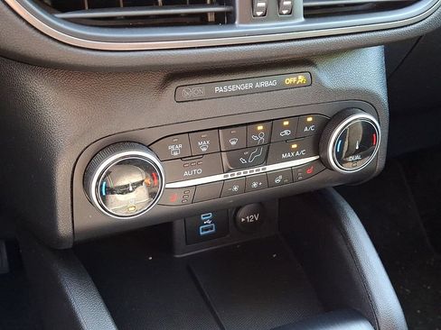 Used 2023 Ford Escape Active AWD/4WD image 18