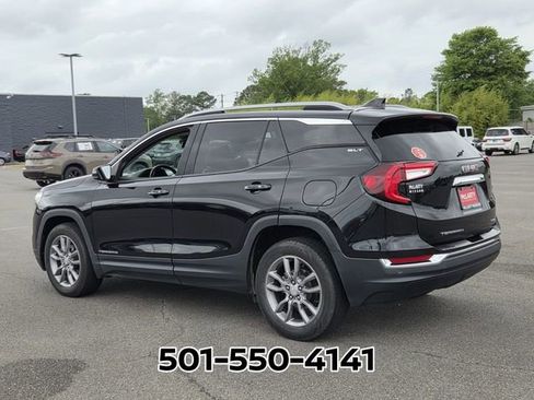 Used 2022 GMC Terrain SLT image 3