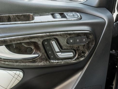 Used 2022 Mercedes-Benz Sprinter 3500 image 15