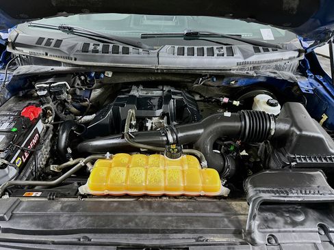 Used 2016 Ford F150 XLT w/ Equipment Group 302A Luxury image 32