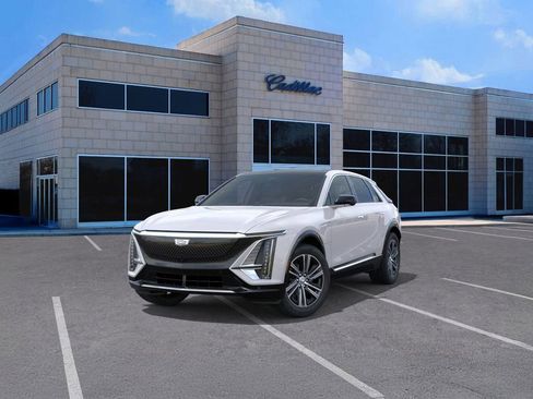 New 2025 Cadillac Lyriq Luxury image 8