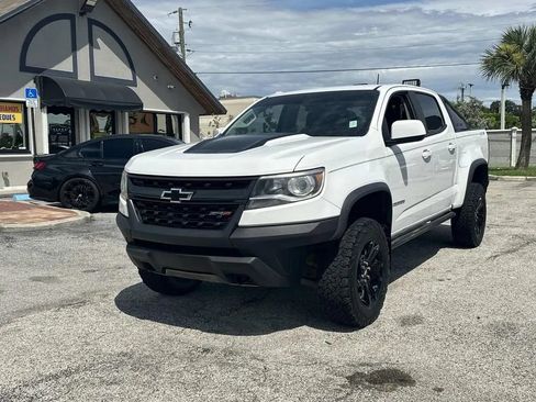 Used 2019 Chevrolet Colorado ZR2 w/ ZR2 Dusk Special Edition AWD/4WD image 2